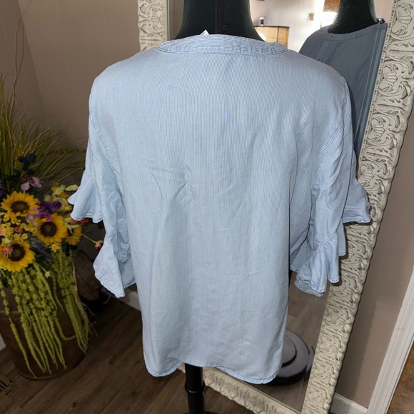 Ruby Rd. • Pinstripe Flutter Sleeve Chambray Blouse - Picture 10 of 11